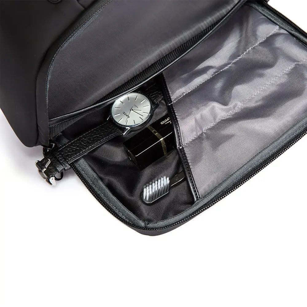 Neceser The Doppkit de Bange Perú para hombre, accesorio de color negro, interior organizado