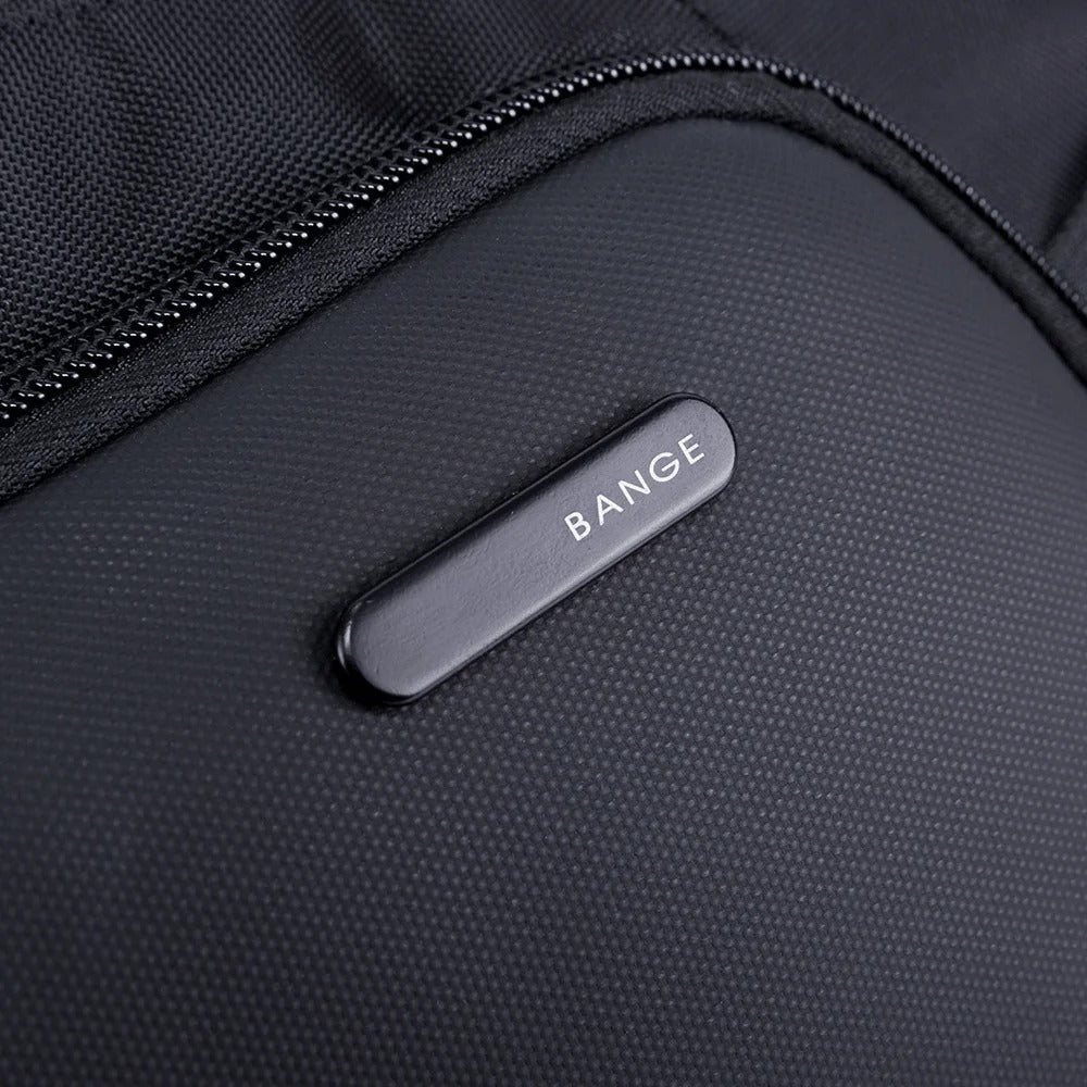 Maletín The Big Deal de Bange Perú para deportes, color negro, material impermeable y a prueba de cortes